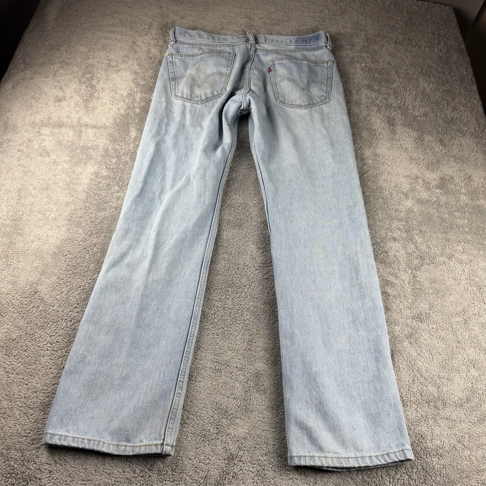 Levis Jeans Mens 34x30.5 Blue Light Wash Straight‎ Leg Mid Rise